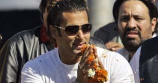 Salman Khan to act as Mogambo in Mr. India 2 